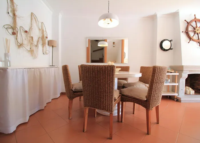 Semesterbostad Sea House *